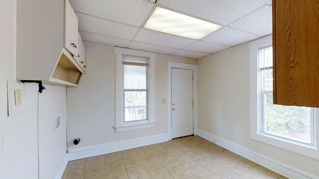 Photo - 79 E 7th Ave