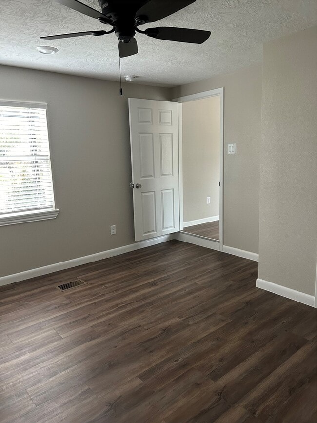 Photo - 29902 Kingbird Dr