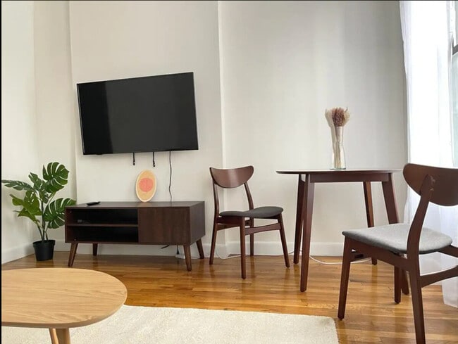 Photo - 410 E 60th St Unit ID1328954P