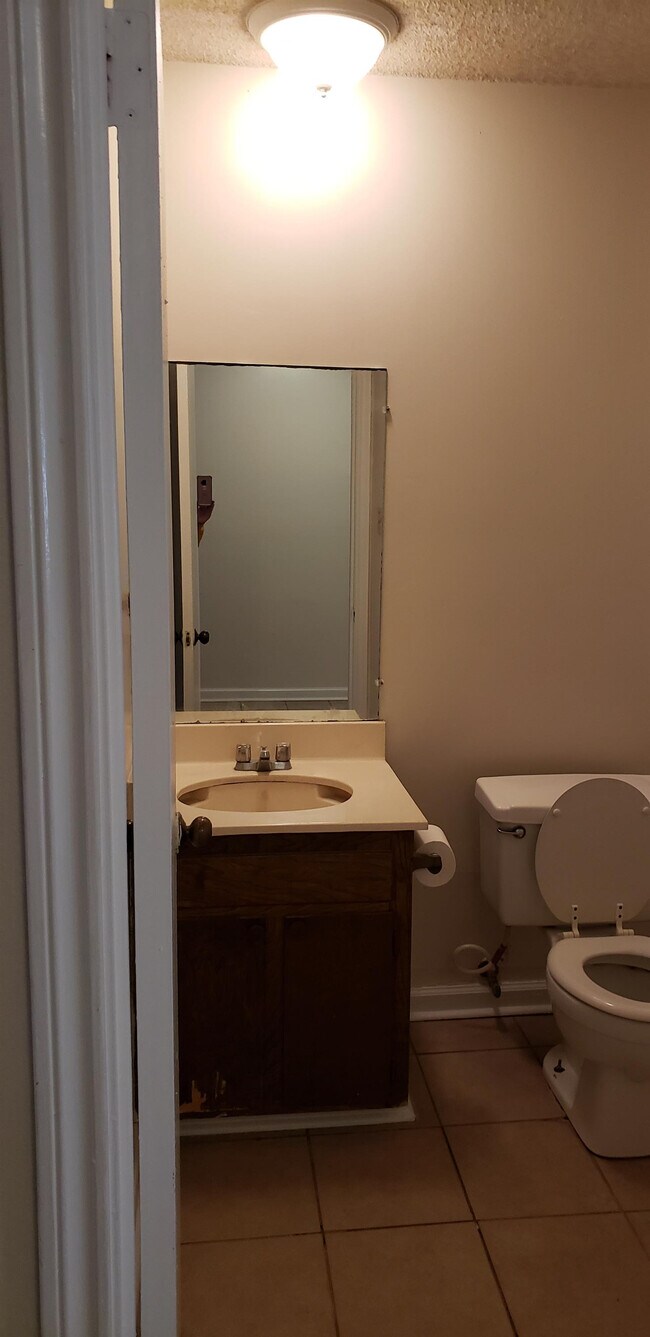 Photo - 104 Oak Ridge Ave