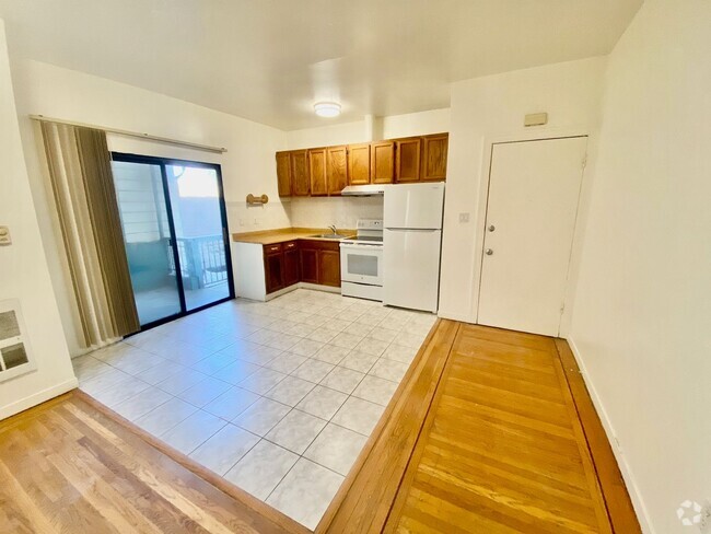 Building Photo - 2518 San Bruno Ave Unit 2518 San Bruno Ave #2 Rental