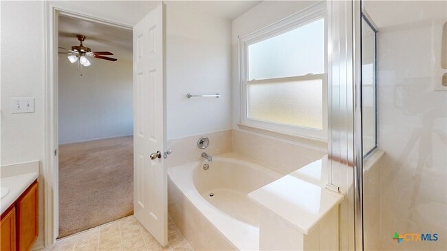3206 John Porter Dr