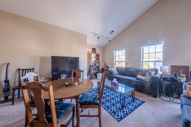 Photo - 4 bedroom, 4 bathroom Condominium- ONE BEDROOM AVAILABLE Unit B - B