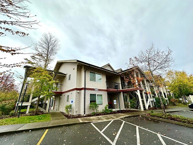 Newly Renovated! 508 Tremont Ave #102 - Newly Renovated! 508 Tremont Ave #102 House