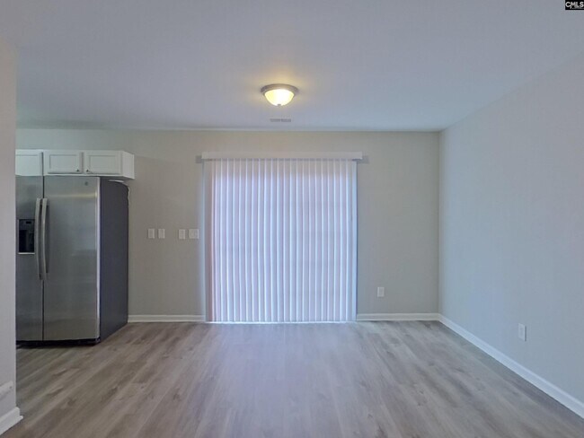 Photo - 175 Chesterbrook Ln