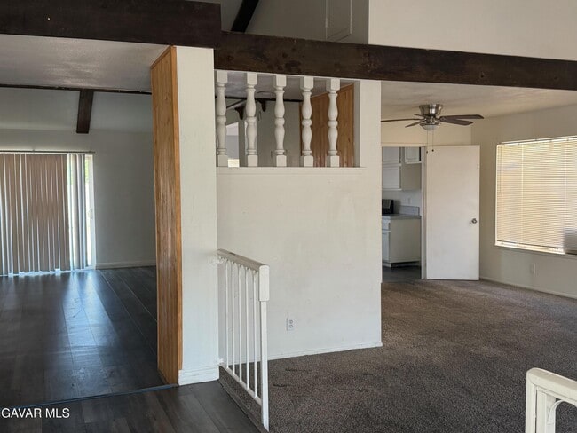 Photo - 1253 Morven St