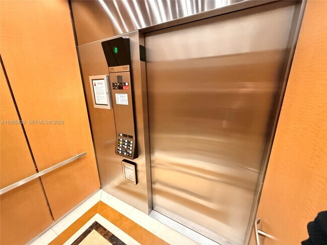 Photo - 610 Clematis St Unit 825