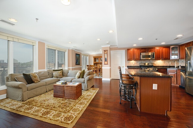 Photo - 70 Adams St Unit 4L