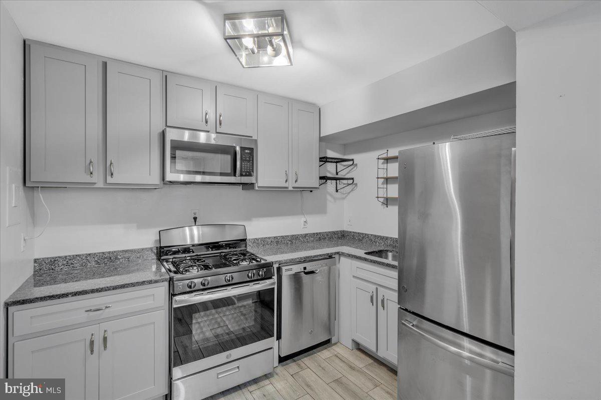 Kitchen - 5916 Mayflower Ct (Alexandria, VA)