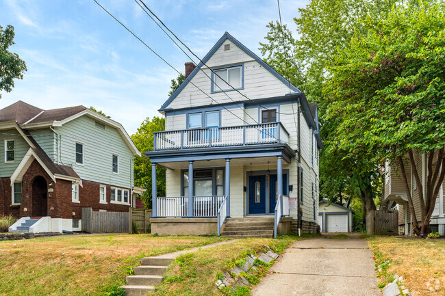 Building Photo - 2217 Jefferson Ave Unit 2 Rental