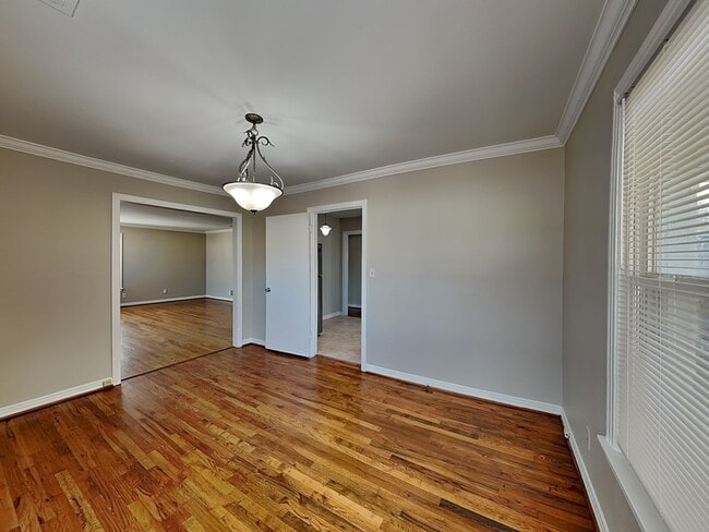 Photo - 4919 Birchman Ave