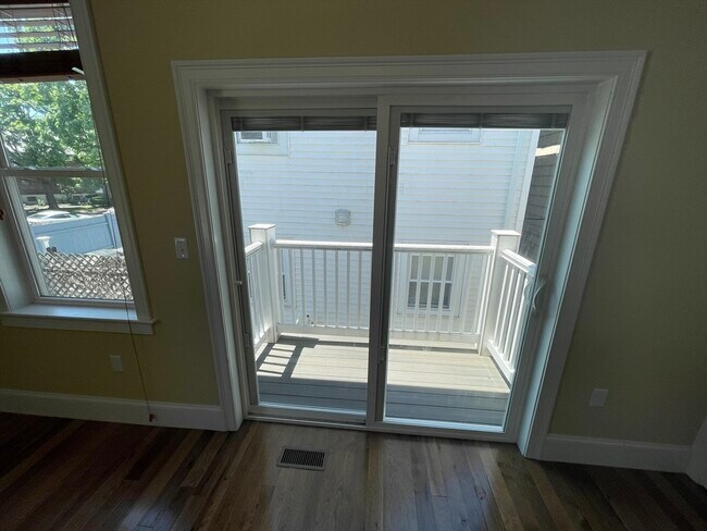 Photo - 7 Wendell Pl Unit 3