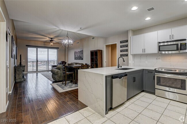 Building Photo - 8255 S Las Vegas Blvd Unit 705 Rental