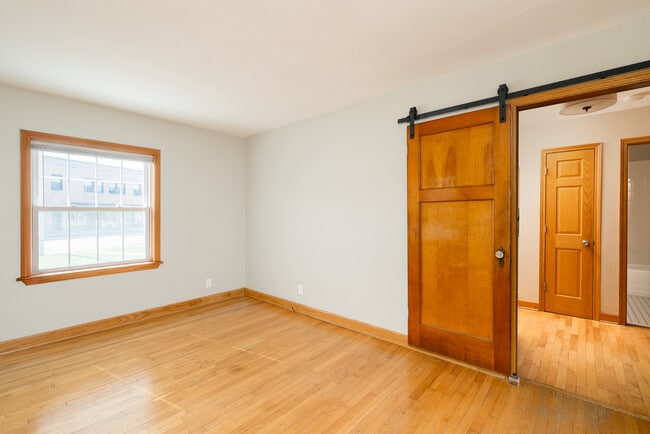 2304 E Holt Ave Unit 2306 E Holt