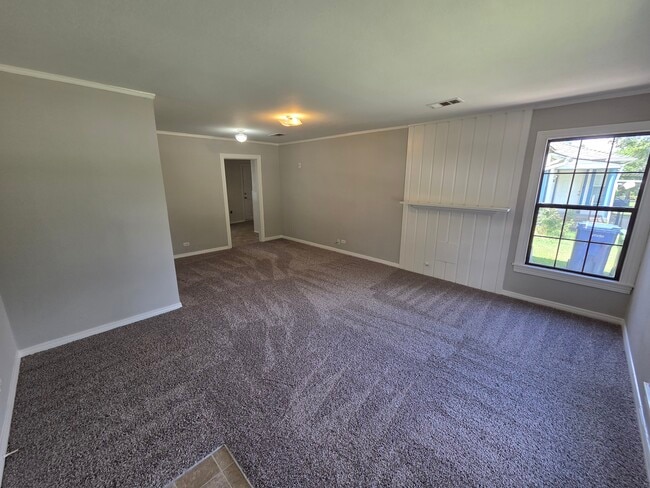 Photo - 1309 Shady Ln