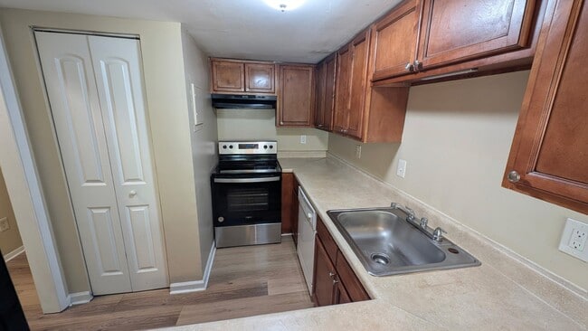 Photo - 3517 Peachtree Corners Cir