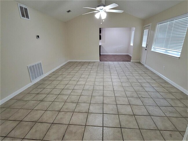 Photo - 20142 Telegraph Square Ln