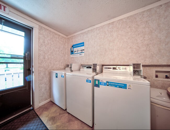 Photo - Victoria Square Apartments