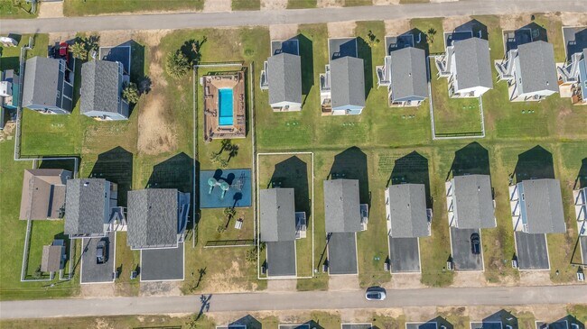 Photo - 1079 Cedar Ln