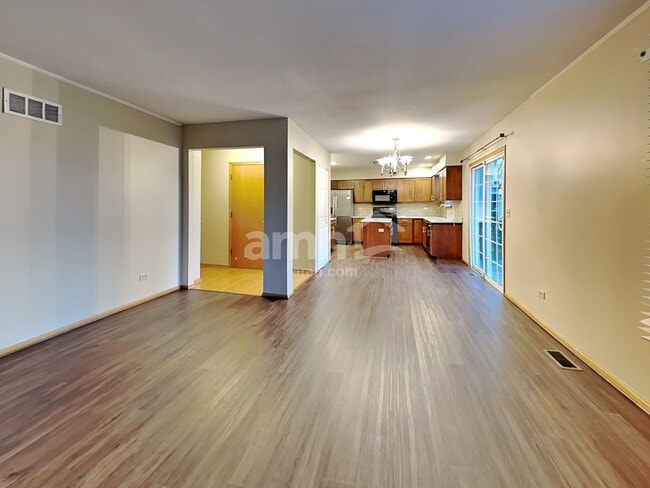 Photo - 1920 Chestnut Grove Dr