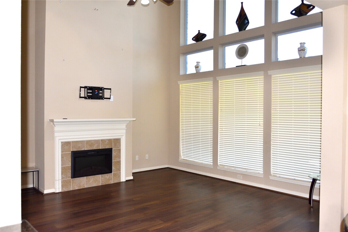 Photo - 5106 Autumn Rose Ln