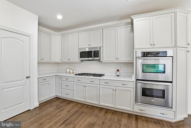 Photo - 1312 Volunteer Dr