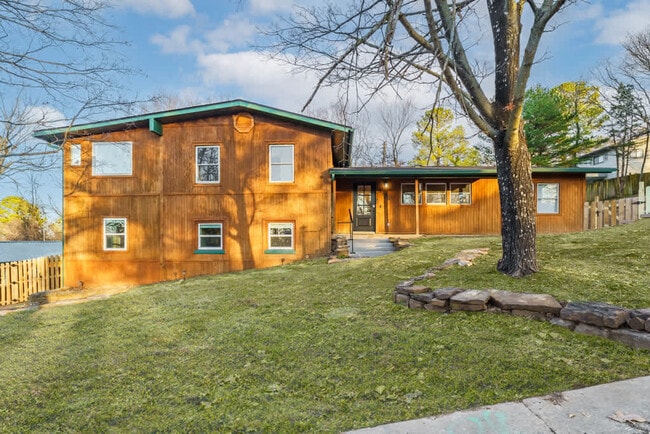 Photo - 1158 N Sunset Dr Unit ID1221923P