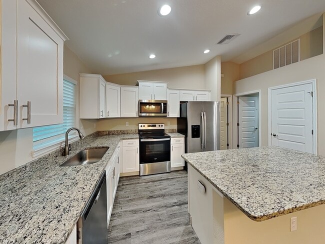 Photo - 904 W Rum Pl