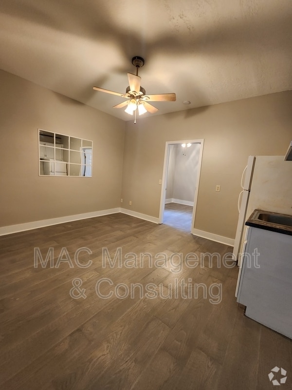 Building Photo - 1325 Virginia Ave Unit A14 Rental