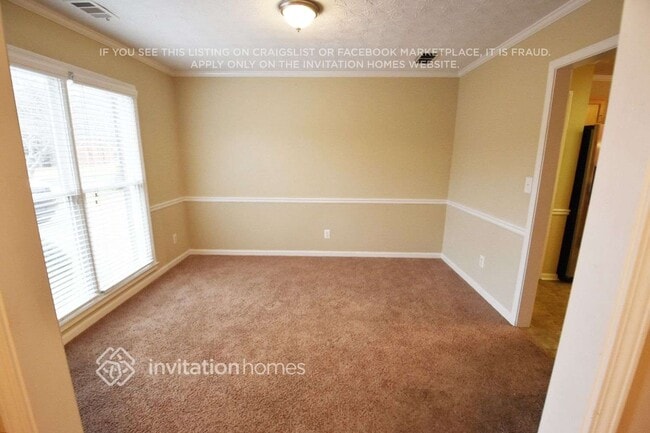 Photo - 208 Ivy Creek Dr