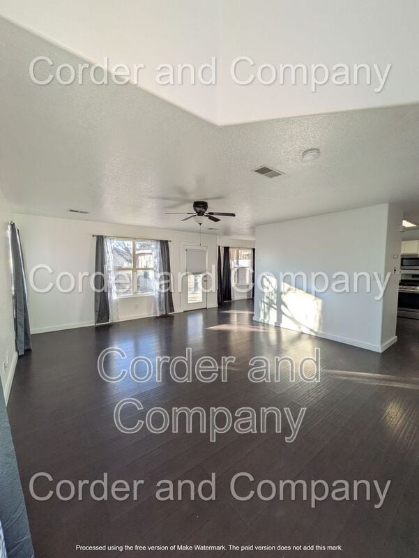 Photo - 8000 Vista Estrella Ln SW