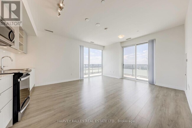 Photo - 50 Dunfield Ave Unit PH19