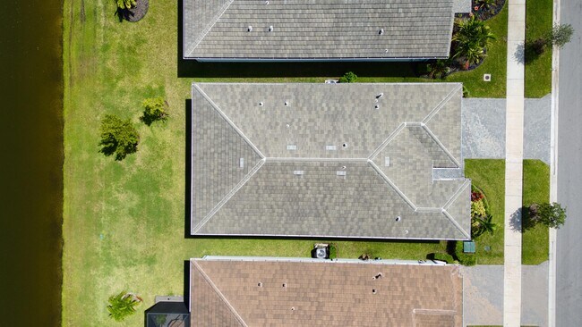 Photo - 10407 SW Aquila Wy