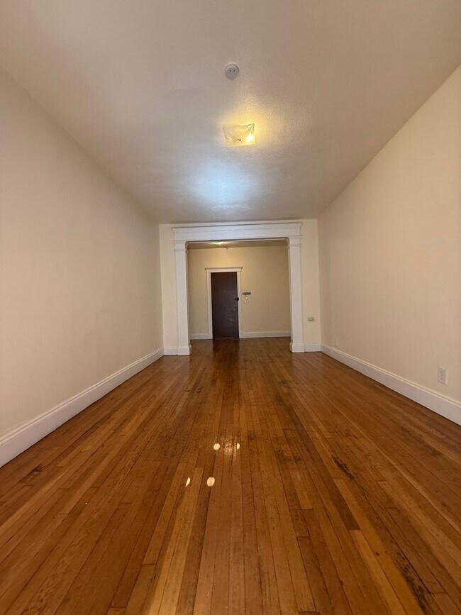 Photo - AVAILABLE NOW - Spacious, Updated Brighton 3 Bed off Comm Ave.  NO BROKER FEE