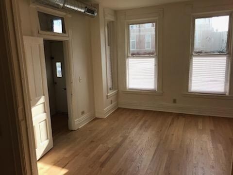 Photo - 900-902 W.19th Street Unidad 902 1 floor