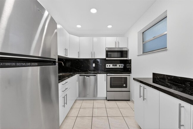 Photo - 8250 Byron Ave Unit 404