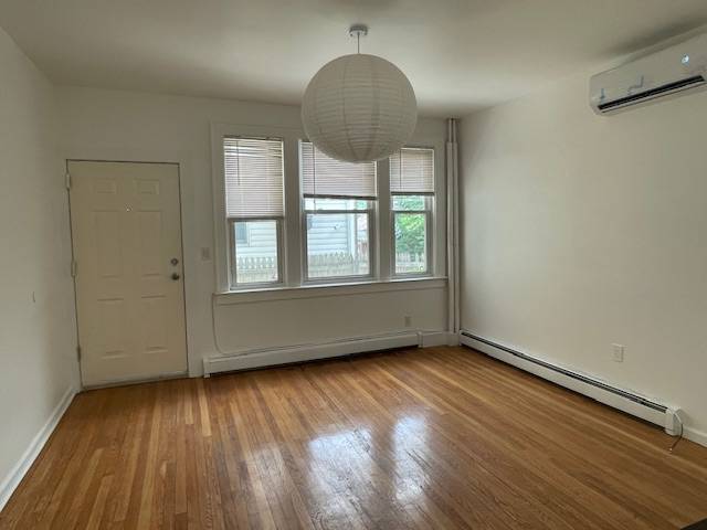 Photo - 39-14 214th Pl