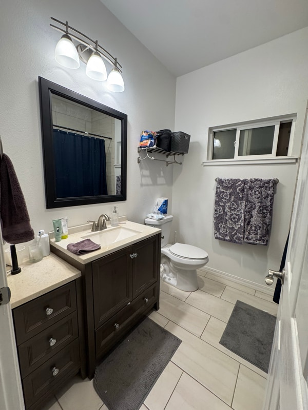 Photo - 468 Molokai Hema St