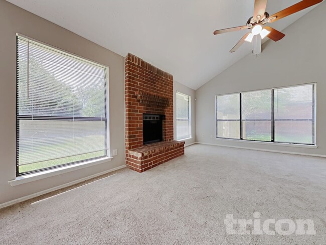 Photo - 820 Arbor Hill Dr