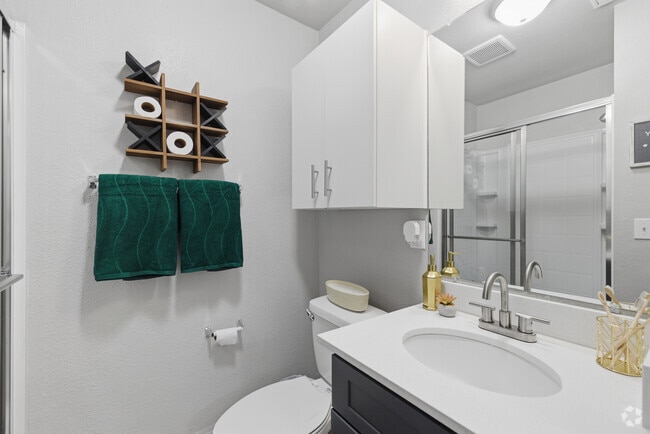 Elite Deluxe 2BR, 2BA - 541SF - Primary Bathroom