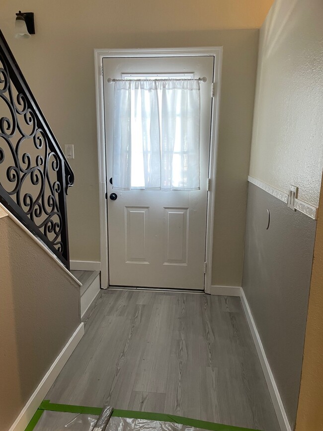 Photo - 1601 N Saba St