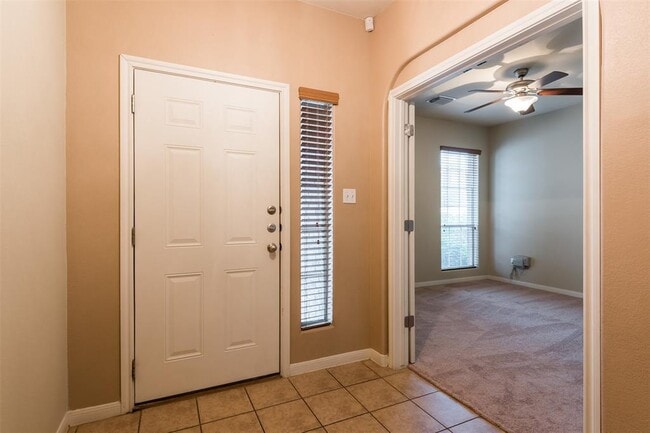 Photo - 913 Brighton Pl