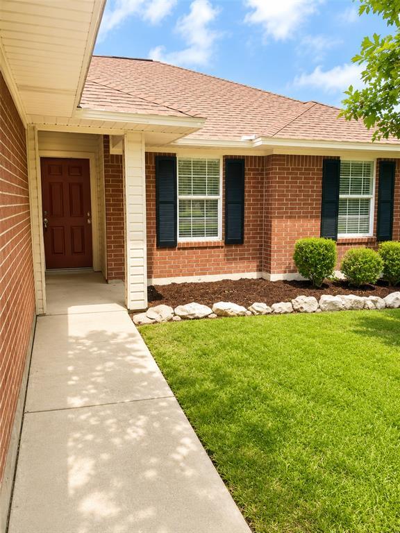 Building Photo - 501 Amaryllis Ave