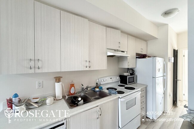 Photo - Renovated 3-Bedroom, 2.5-Bath Townhome in ... Unit 28