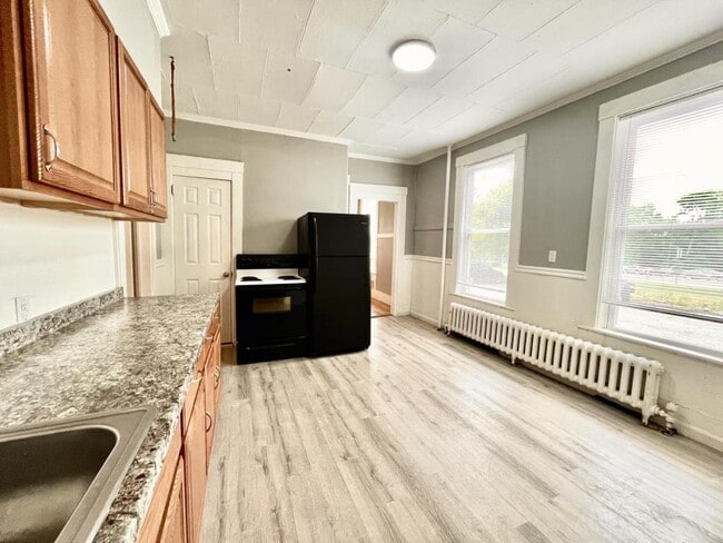 Photo - 153 Horton St