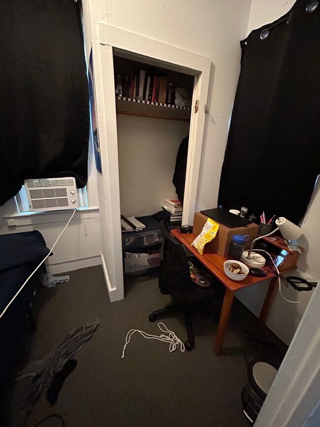 Photo - 3 Bedroom House Near Campus