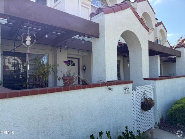 Building Photo - 231 Camino Toluca Rental