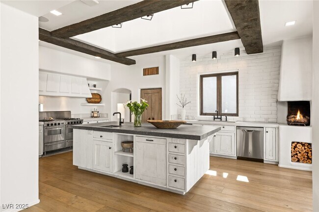 Photo - 7330 N Rainbow Blvd