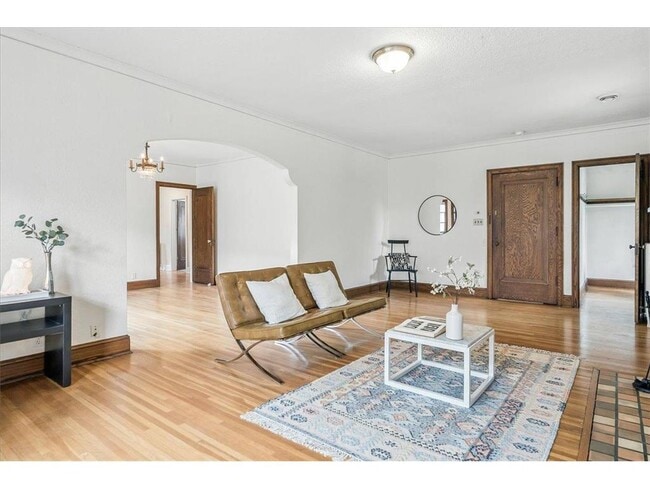 Photo - 4948 Lyndale Ave S