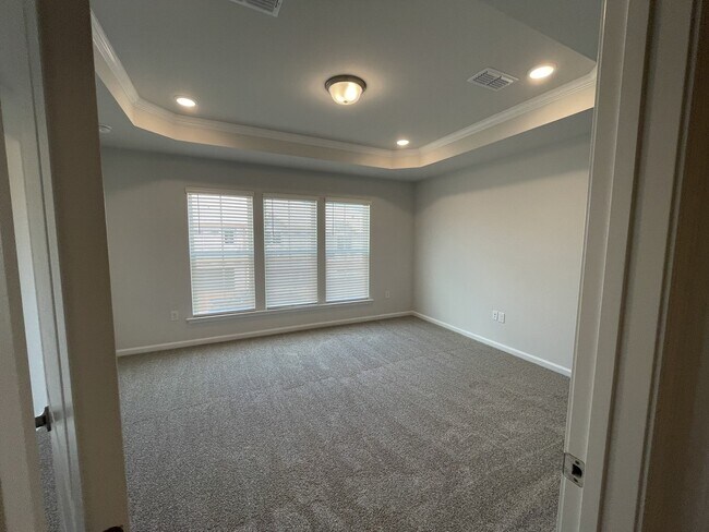 Photo - 216 Broomside Ave